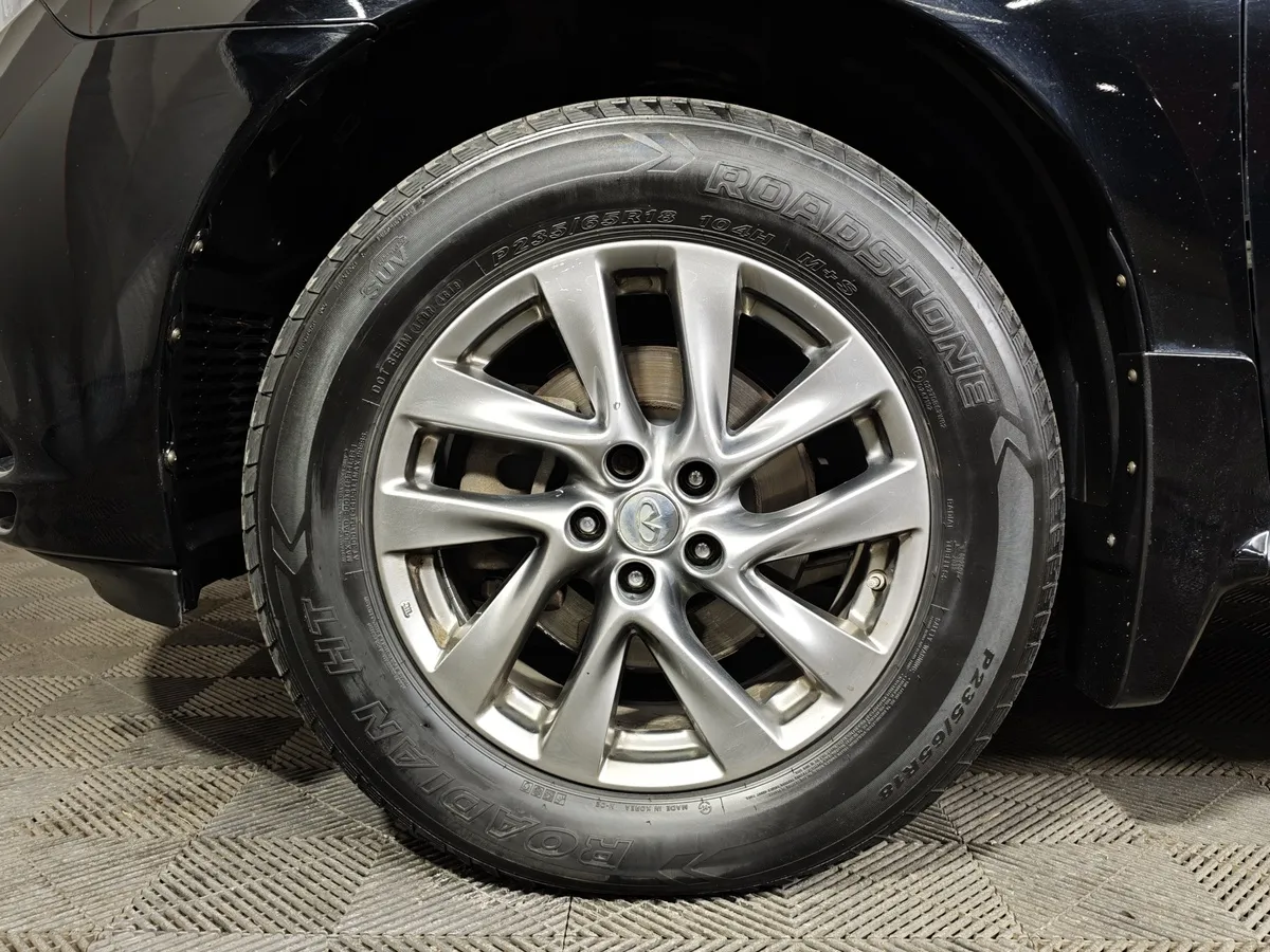 Infiniti JX-Series JX35 CVT AWD (262 л.с.) Premium Черный в АВИЛОН. Слайд №9
