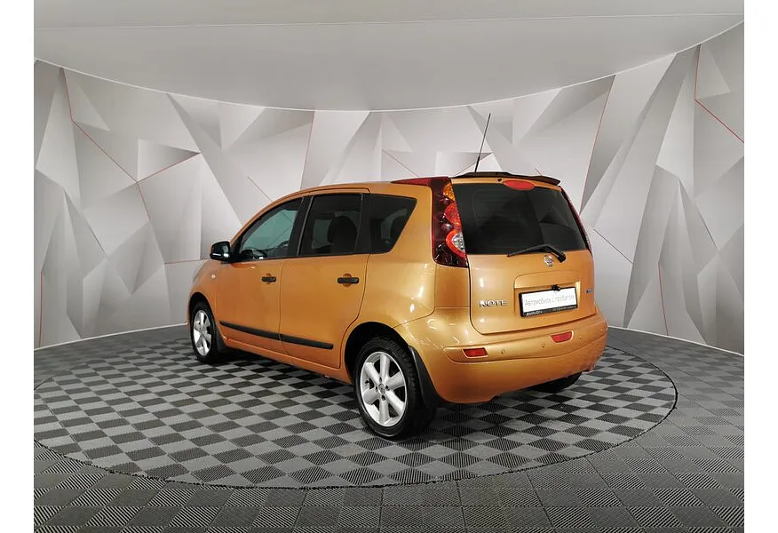 Nissan Note 1.4 MT (88 л.с.) Comfort Оранжевый в АВИЛОН. Слайд №4