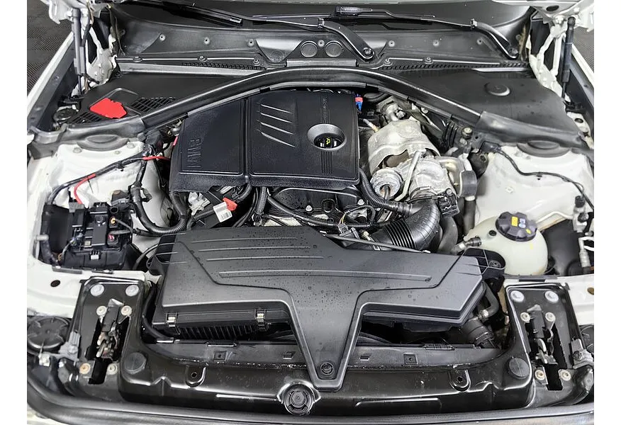 BMW 1 серия 116i AT (136 л.с.) Белый в АВИЛОН. Слайд №10