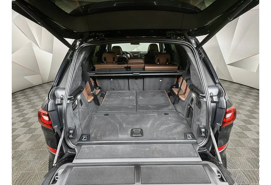 BMW X7 xDrive40d Steptronic (340 л.с.) M Sport Pro Черный в АВИЛОН. Слайд №9