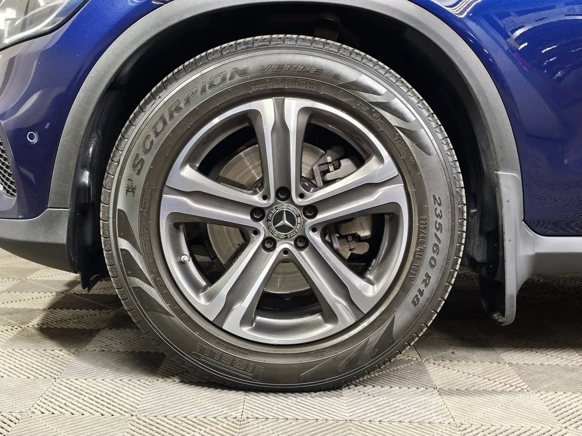 Mercedes-Benz GLC 200 9G-TRONIC 4MATIC (197 л.с.) Premium (Локальная сборка) Синий в АВИЛОН. Слайд №9