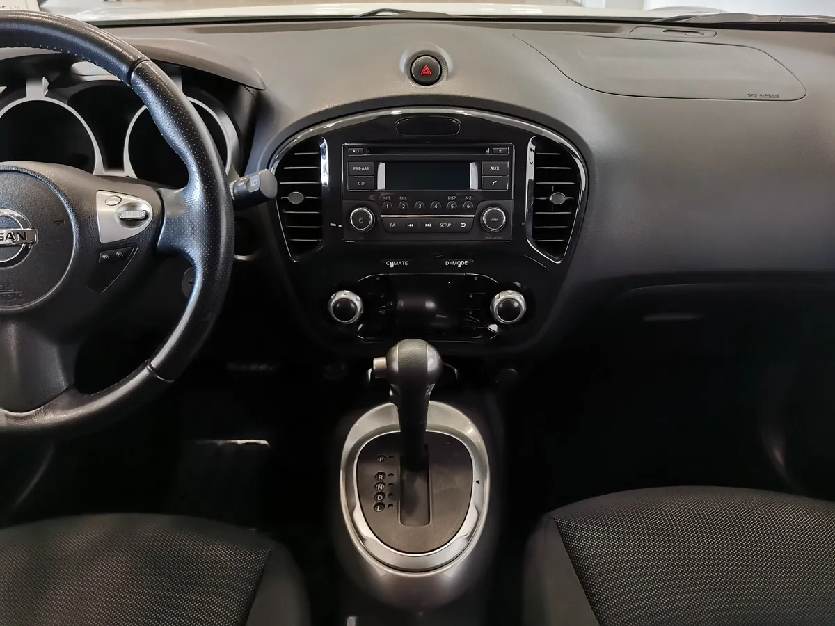 Nissan Juke 1.6 CVT (117 л.с.) Белый в АВИЛОН. Слайд №14