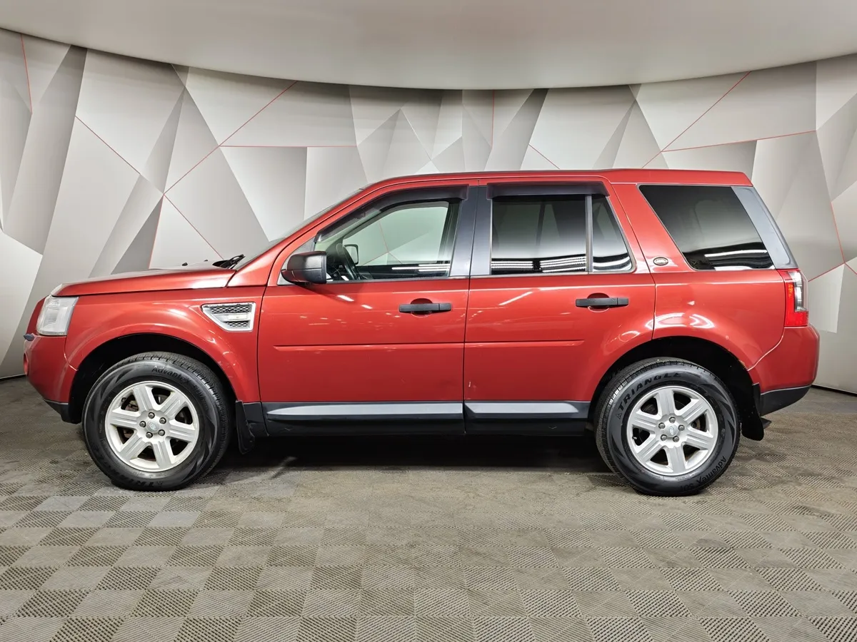 Land Rover Freelander 2.2 TD AT (160 л.с.) Красный в АВИЛОН. Слайд №5