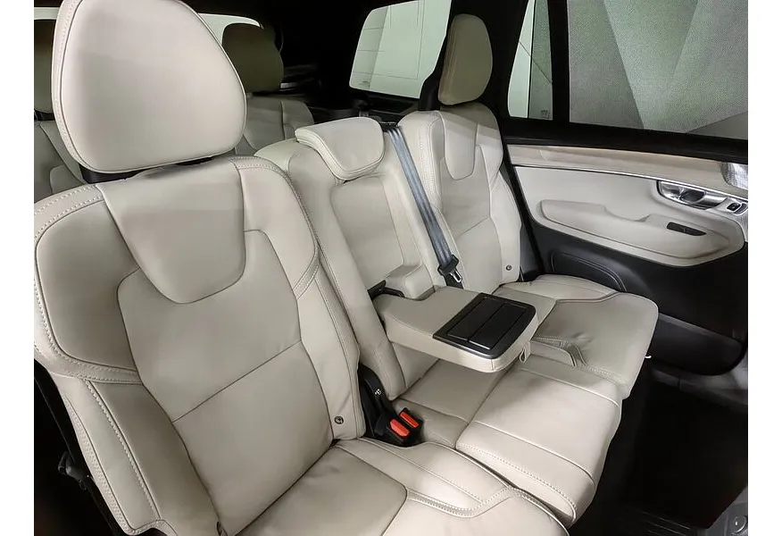 Volvo XC90 2.0 T8 plug-inhybrid AT AWD (7 мест) (455 л.с.) Ultra Bright Синий в АВИЛОН. Слайд №17