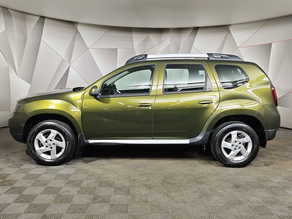 Renault Duster 2.0 MT 4x4 (143 л.с.) Зеленый в АВИЛОН. Слайд №5