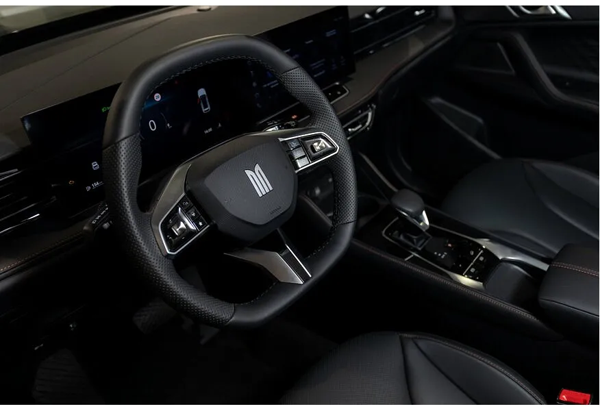 Москвич М70 1.5 DCT FWD (150 л.с.) Драйв в АВИЛОН. Слайд №2