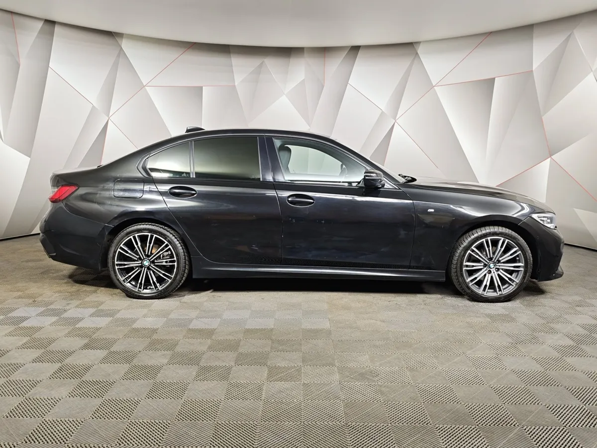 BMW 3 серия 320i xDrive (184 л.с.) Черный в АВИЛОН. Слайд №6