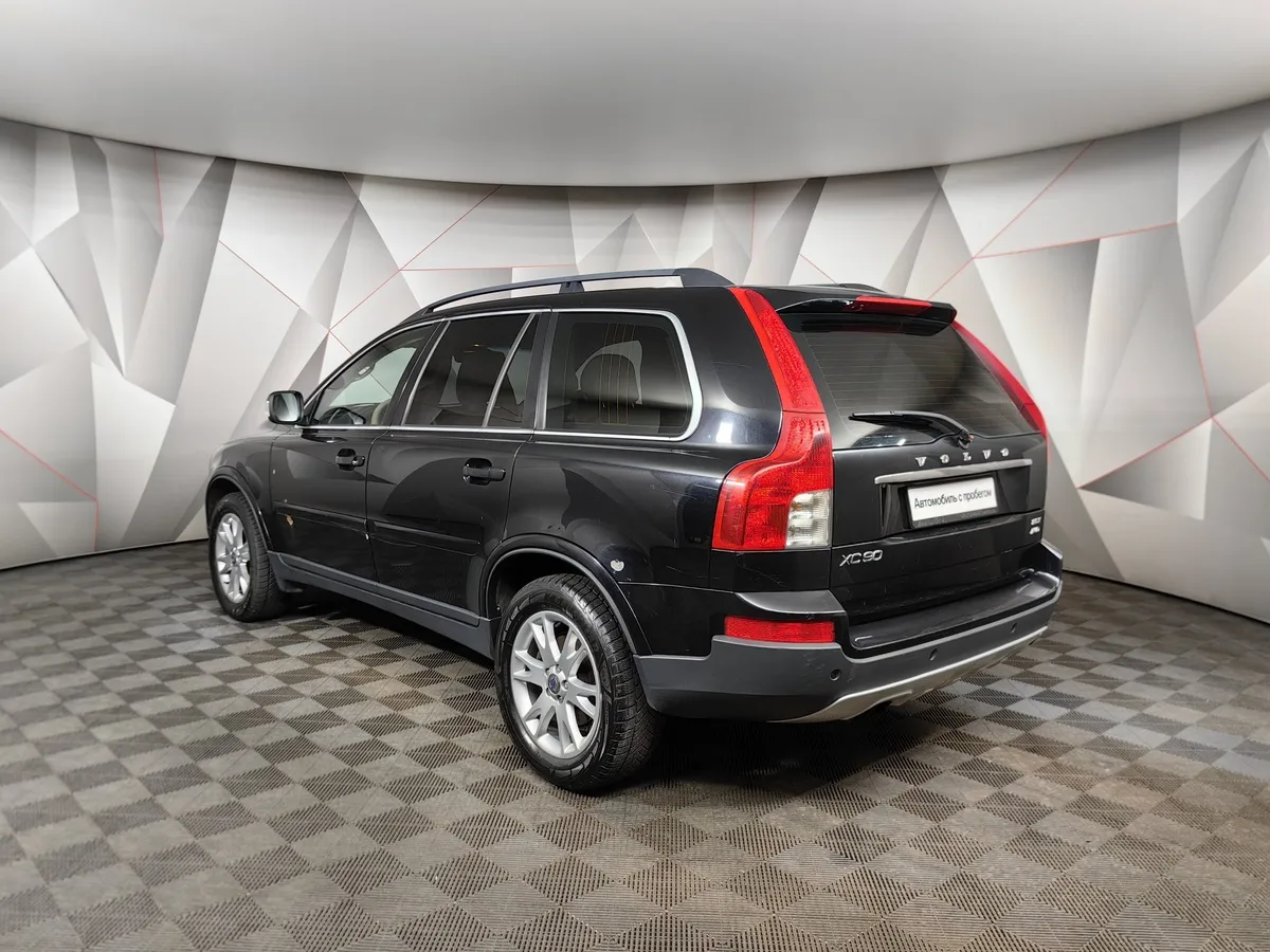 Volvo XC90 2.5 T5 Geartronic AWD (5 мест) (210 л.с.) Черный в АВИЛОН. Слайд №4
