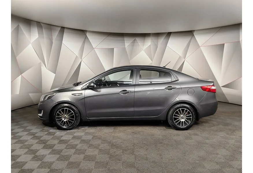 Kia Rio 1.6 AT (123 л.с.) Серый в АВИЛОН. Слайд №5 Kia Rio 1.6 AT (123 л.с.) Серый в АВИЛОН. Слайд №5