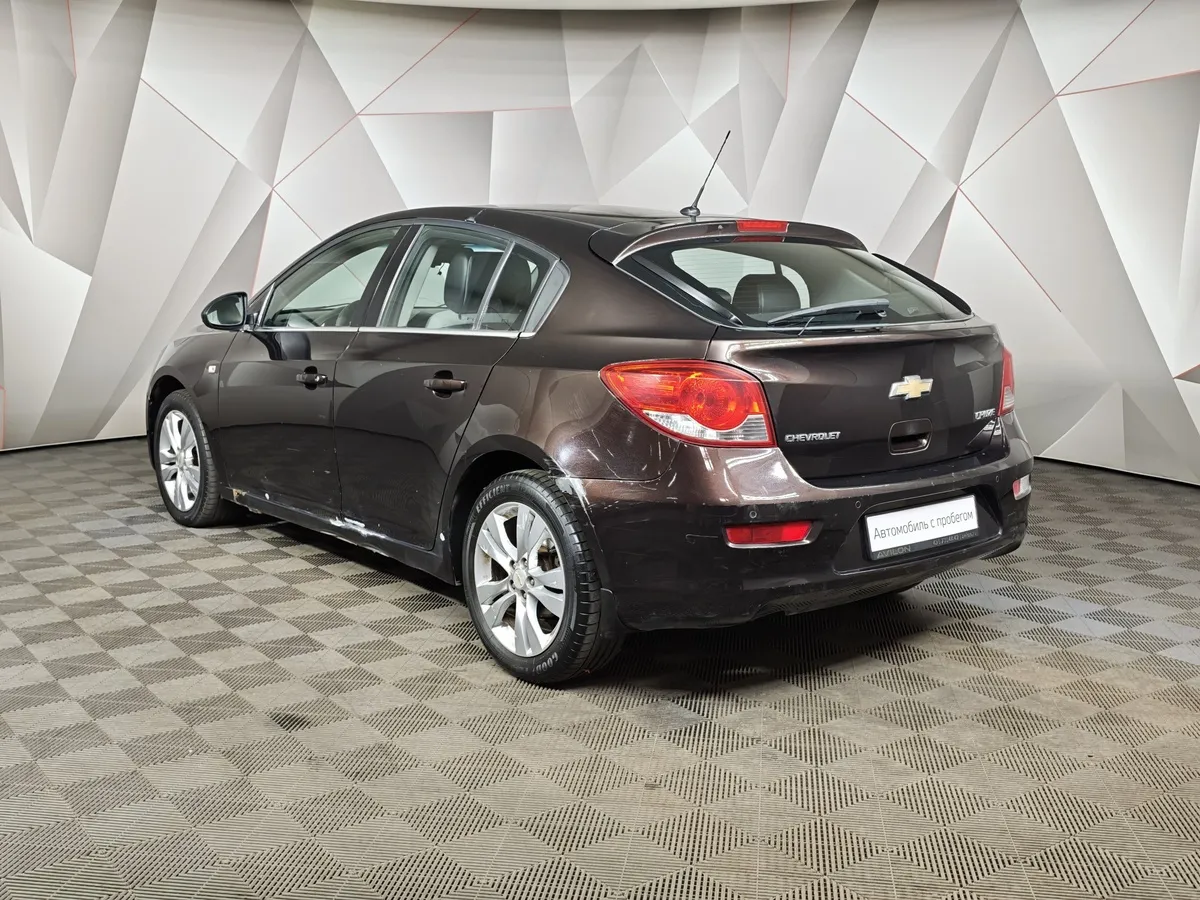 Chevrolet Cruze 1.8 AT (141 л.с.) Коричневый в АВИЛОН. Слайд №4