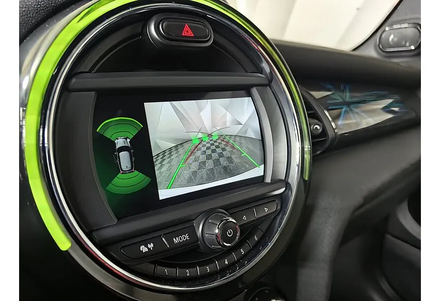 MINI 3 двери JCW 2.0 AT (231 л.с.) Белый в АВИЛОН. Слайд №16