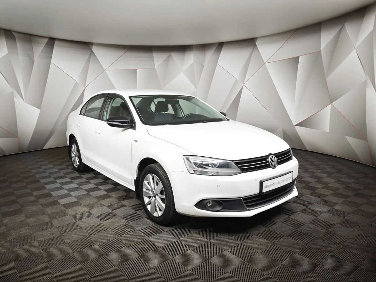 Volkswagen Jetta 1.6 MPI MT (90 л.с.) Trendline Белый в АВИЛОН. Слайд №3