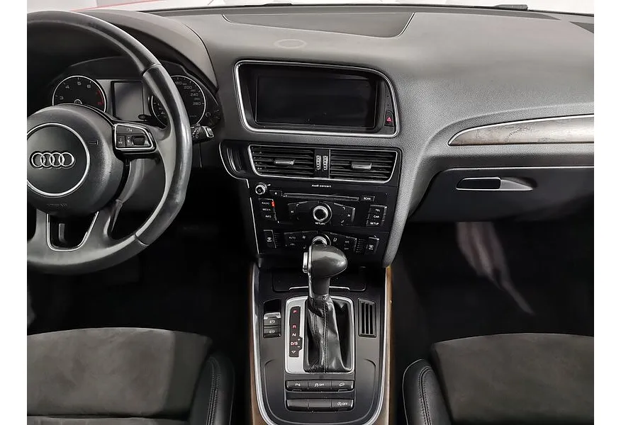 Audi Q5 2.0 TFSI S tronic quattro (249 л.с.) Синий в АВИЛОН. Слайд №14