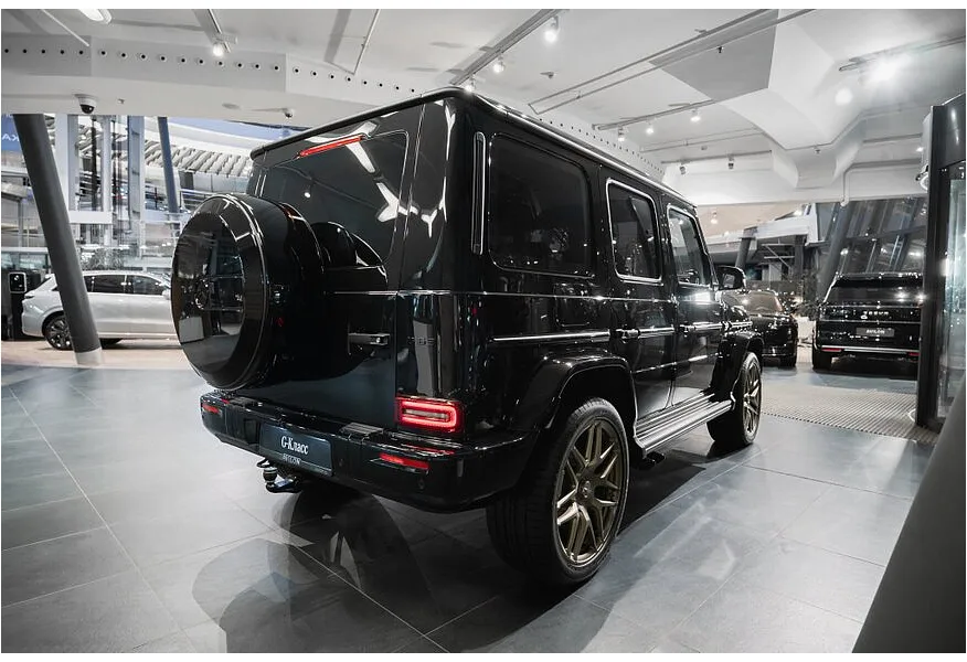 Mercedes-Benz G-Класс G 63 AMG Speedshift 4Matic (585 л.с.) Черный в АВИЛОН. Слайд №8