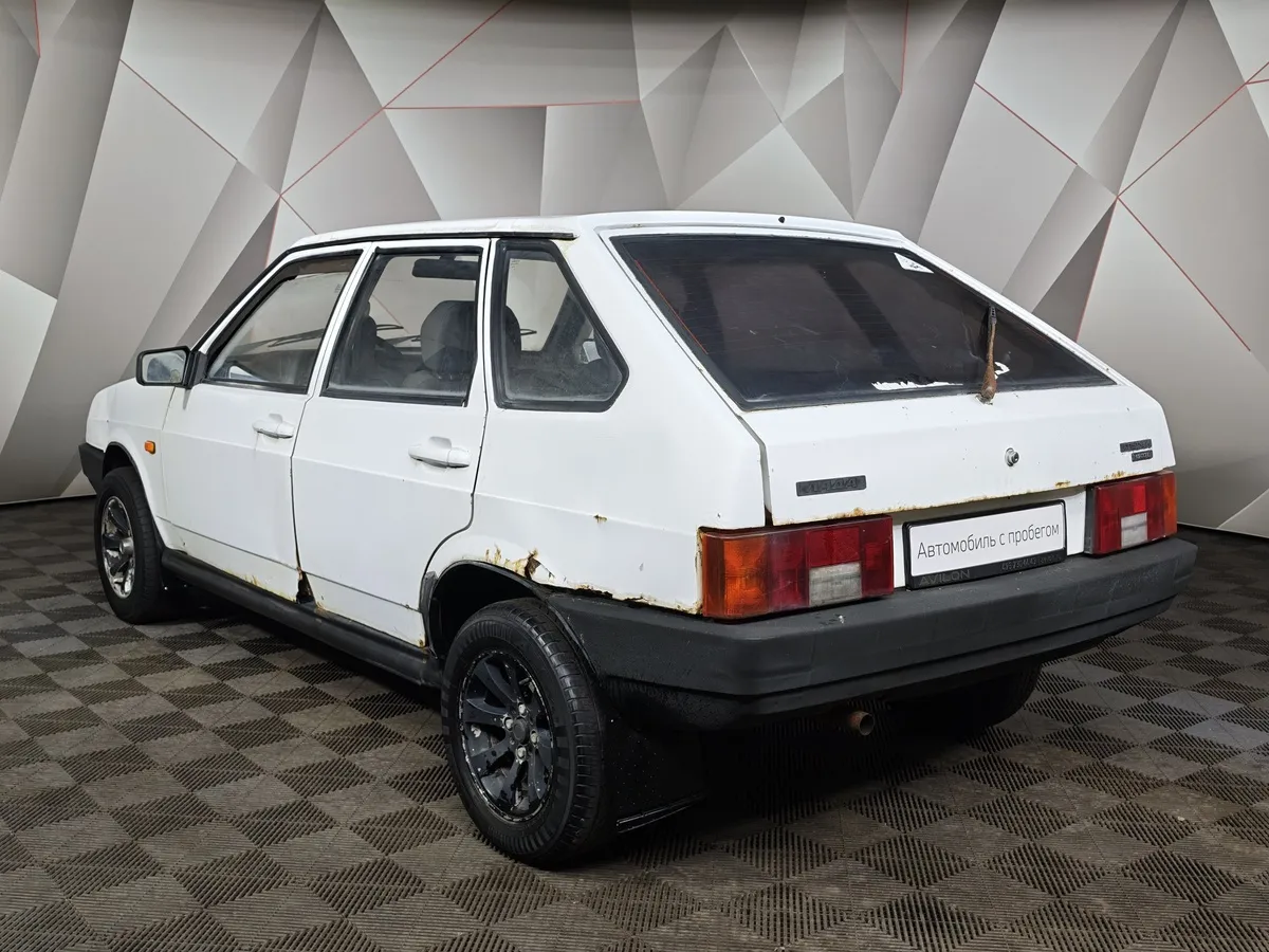 ВАЗ (Lada) 2109 2109 MT (64 л.с.) Белый в АВИЛОН. Слайд №4