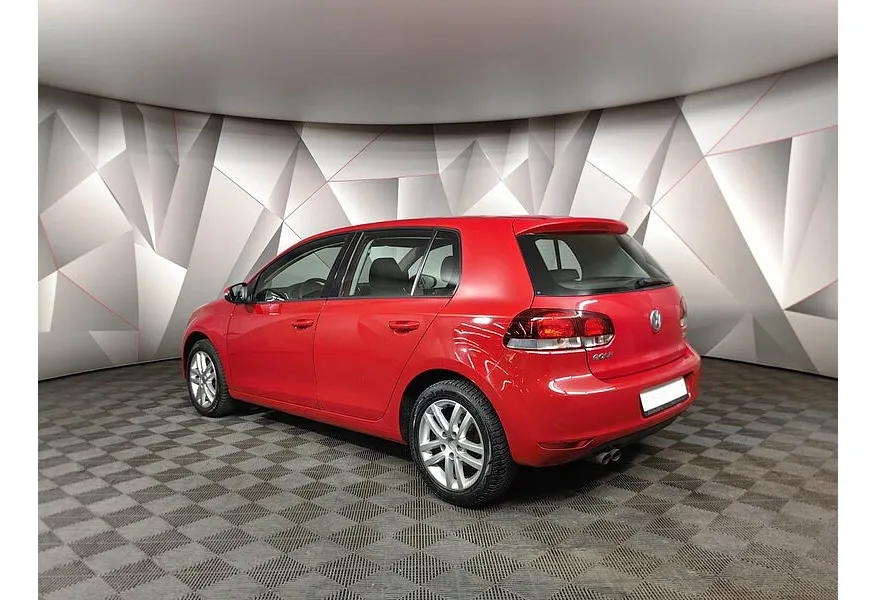 Volkswagen Golf 1.4 TSI DSG (122 л.с.) Trendline Красный в АВИЛОН. Слайд №4