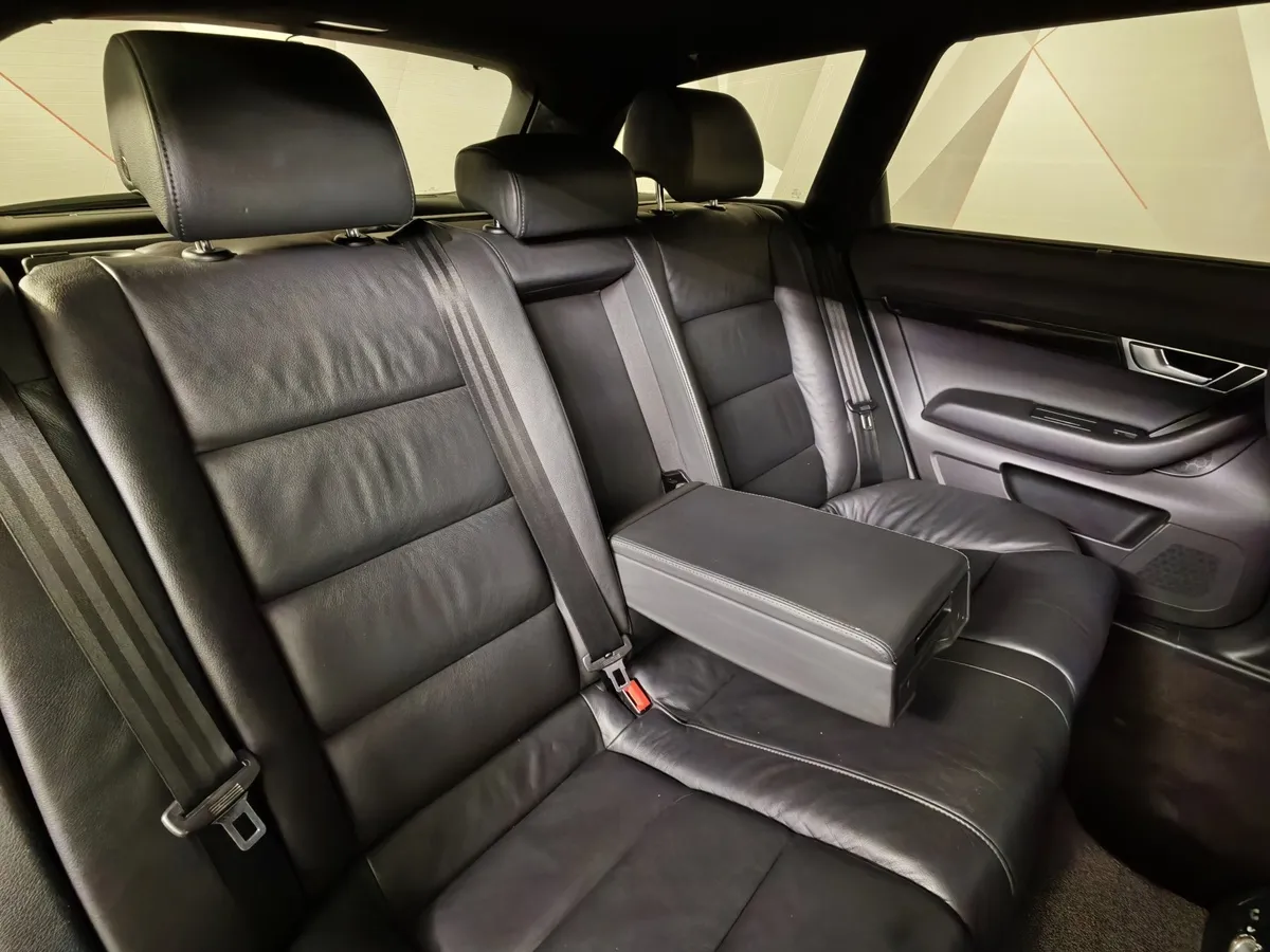 Audi A6 3.2 FSI tiptronic quattro (255 л.с.) Черный в АВИЛОН. Слайд №16