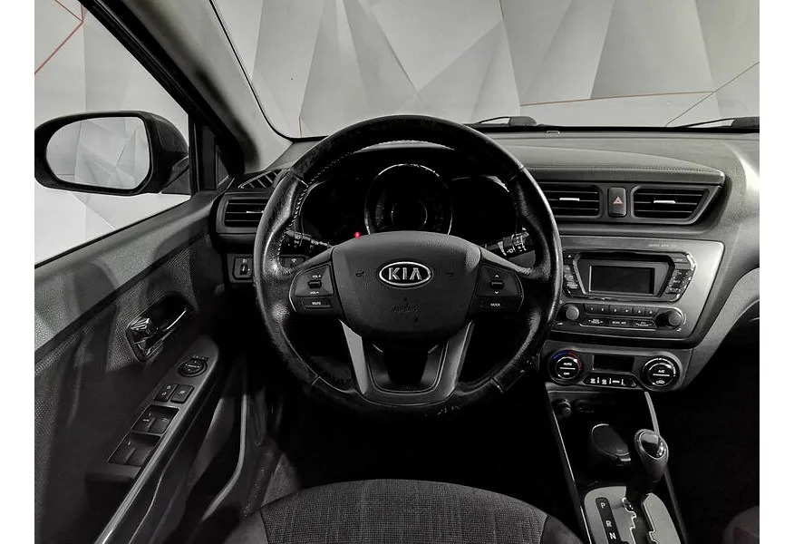 Kia Rio 1.6 AT (123 л.с.) Серый в АВИЛОН. Слайд №19