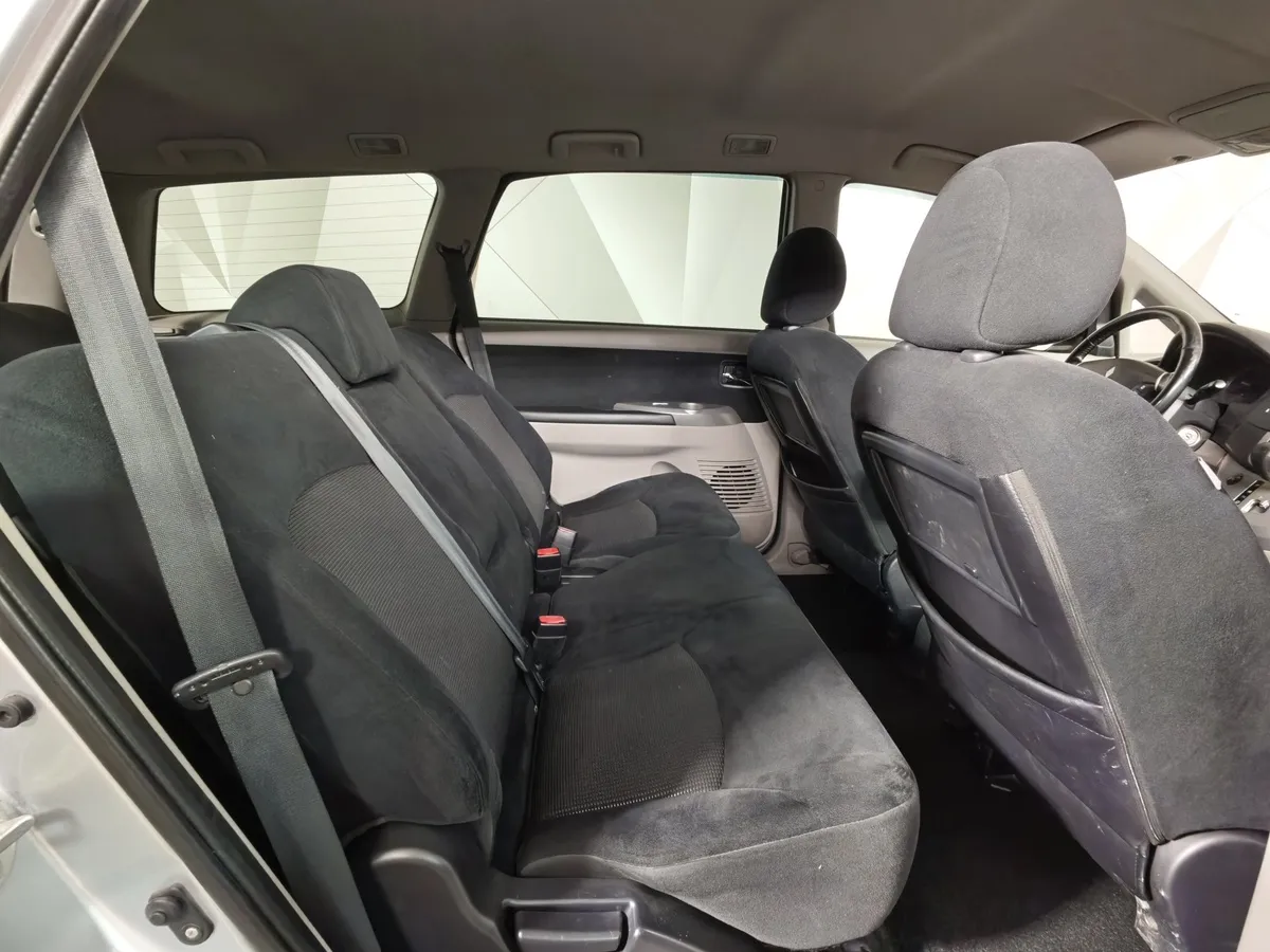 Mitsubishi Grandis 2.4 AT 4WD (165 л.с.) Серый в АВИЛОН. Слайд №11