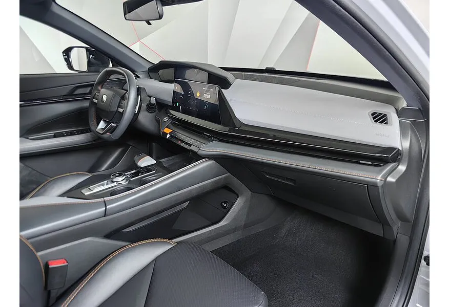 АВИЛОН - Changan UNI-V 1.5 AMT (181 л.с.) Tech Серый - slide 15