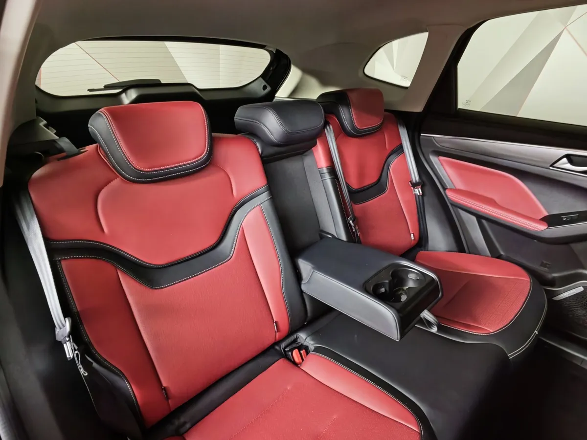 Haval Jolion 1.5 DCT 4WD (150 л.с.) Premium Черный в АВИЛОН. Слайд №17