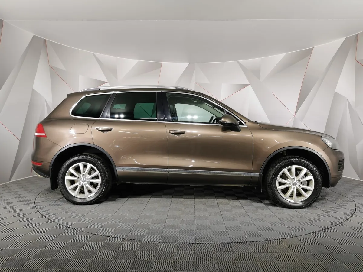 Volkswagen Touareg 3.0 TDI Tiptronic 4Motion (245 л.с.) V6 TDI Коричневый в АВИЛОН. Слайд №6