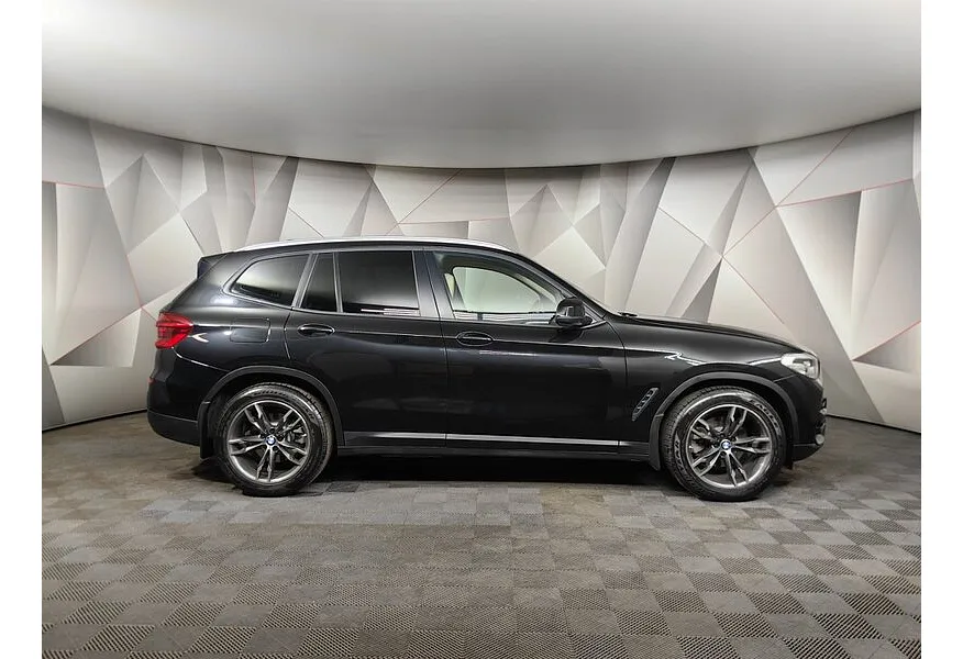 BMW X3 xDrive20d AT (190 л.с.) Urban Черный в АВИЛОН. Слайд №6