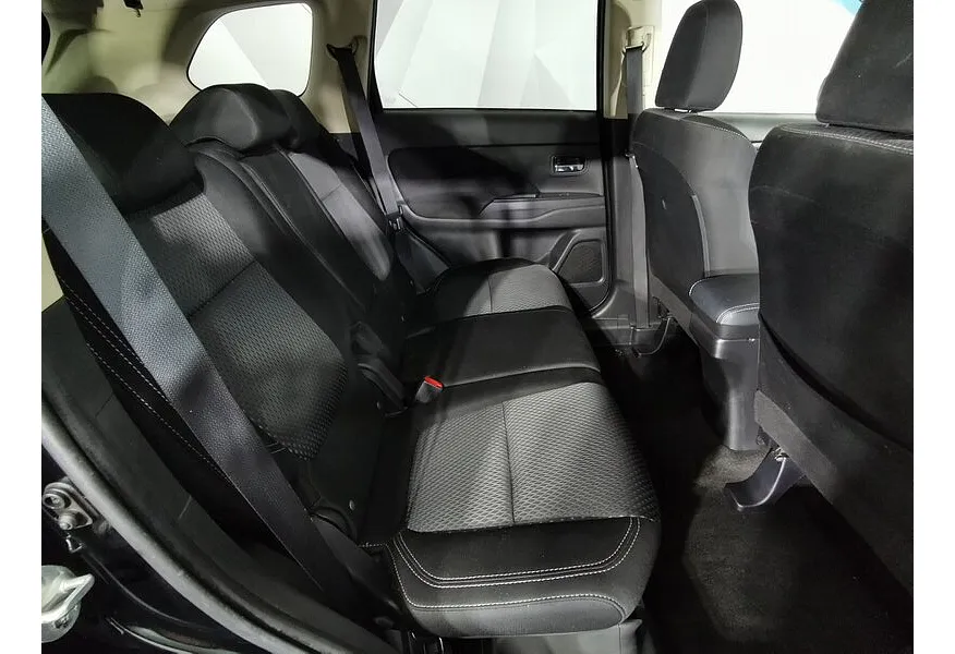 АВИЛОН - Mitsubishi Outlander 2.0 CVT (146 л.с.) Черный - slide 13