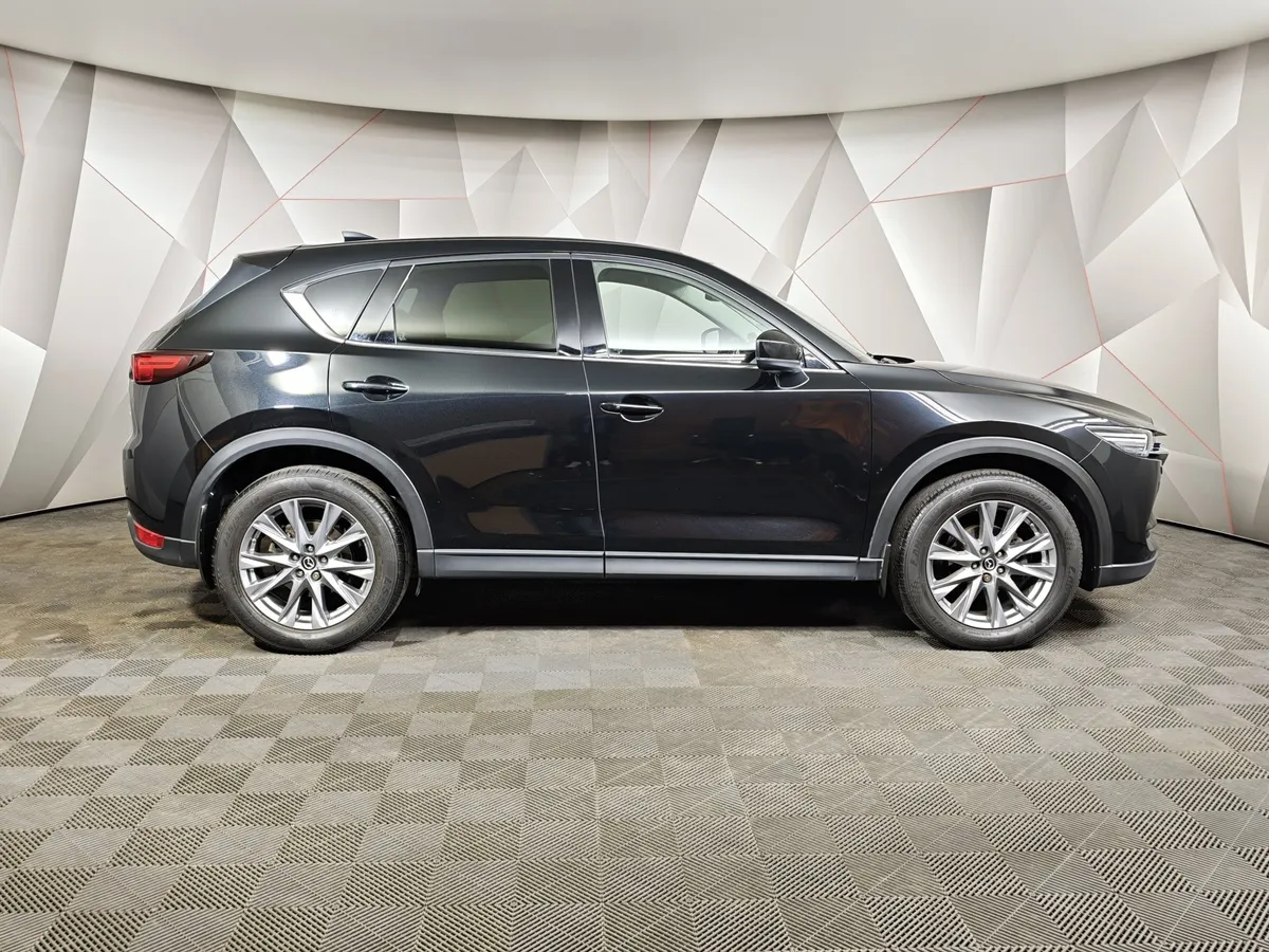 Mazda CX-5 2.5 AT AWD (194 л.с.) Черный в АВИЛОН. Слайд №6