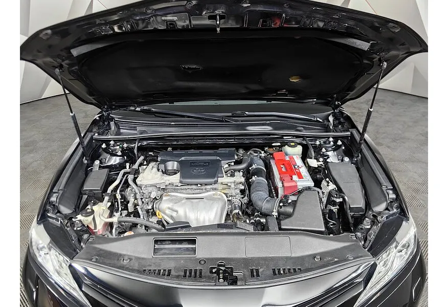 Toyota Camry 2.5 AT (181 л.с.) Черный в АВИЛОН. Слайд №11