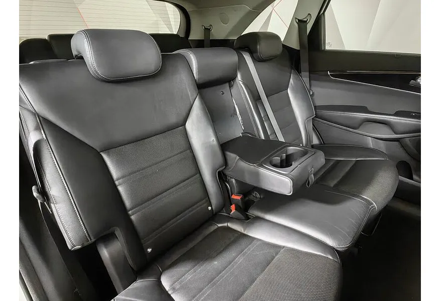 Kia Sorento 2.2 D AT AWD (5 мест) (200 л.с.) Premium Белый в АВИЛОН. Слайд №17