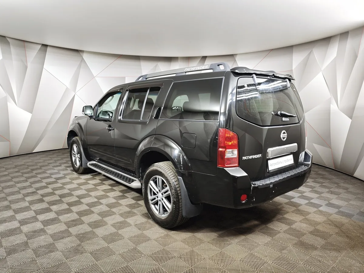 Nissan Pathfinder 4.0 AT (269 л.с.) Черный в АВИЛОН. Слайд №4