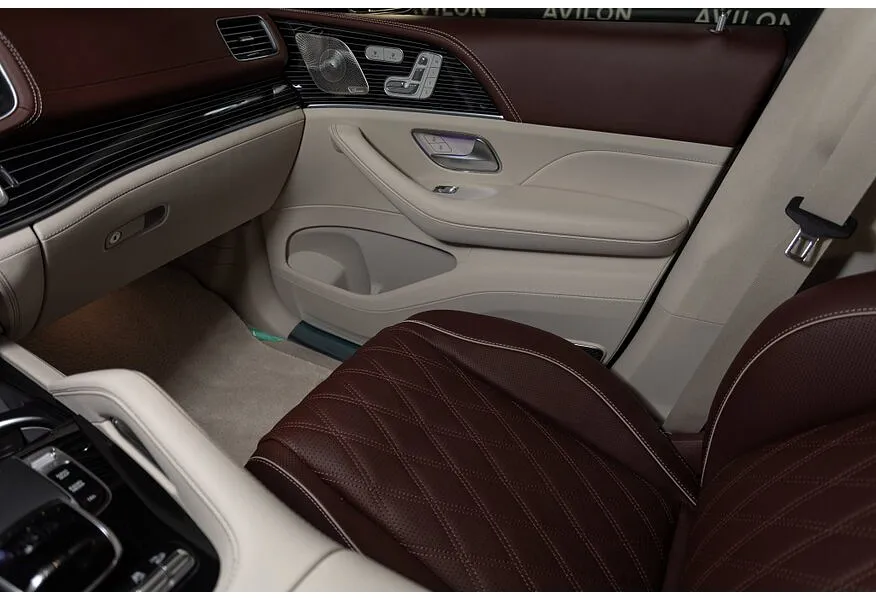 Mercedes-Benz GLS 600 9G-Tronic 4Matic (557 л.с.) Черный в АВИЛОН. Слайд №12