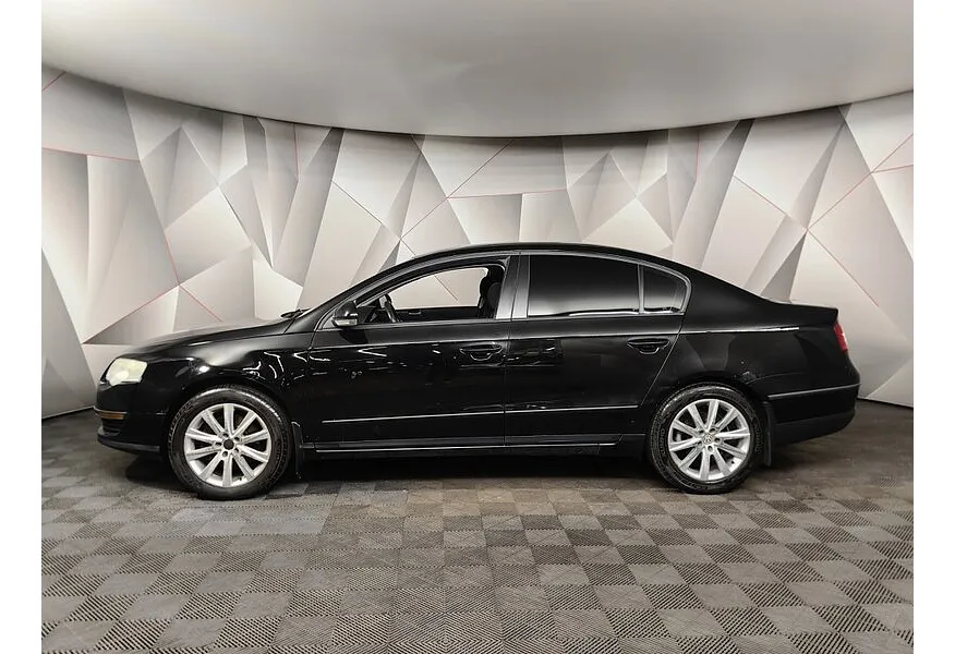 АВИЛОН - Volkswagen Passat 1.6 MPI MT (102 л.с.) Trendline Черный - slide 2