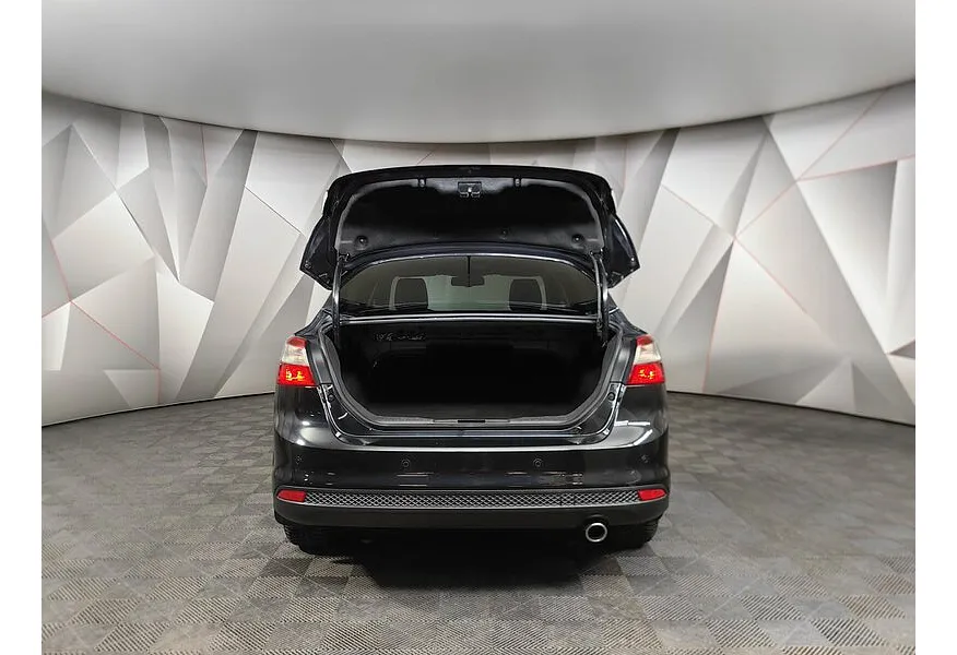 Ford Focus 2.0 PowerShift (150 л.с.) Trend Черный в АВИЛОН. Слайд №11