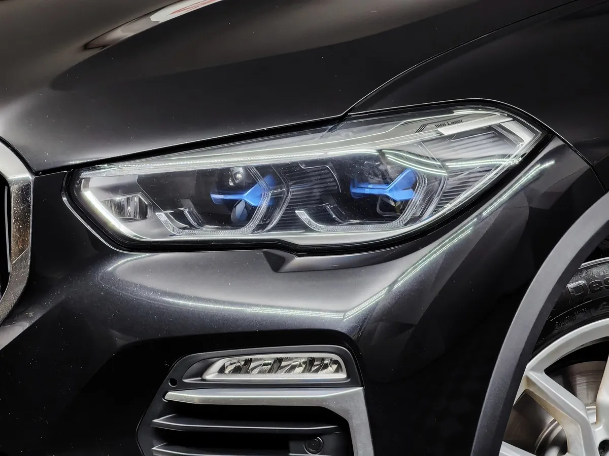 BMW X5 xDrive30d Steptronic (249 л.с.) xLine Черный в АВИЛОН. Слайд №8