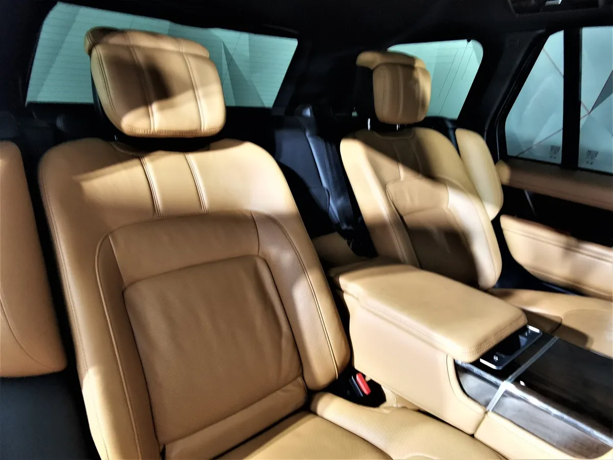 Land Rover Range Rover 4.4 SDV8 AT AWD (339 л.с.) Autobiography Черный в АВИЛОН. Слайд №16