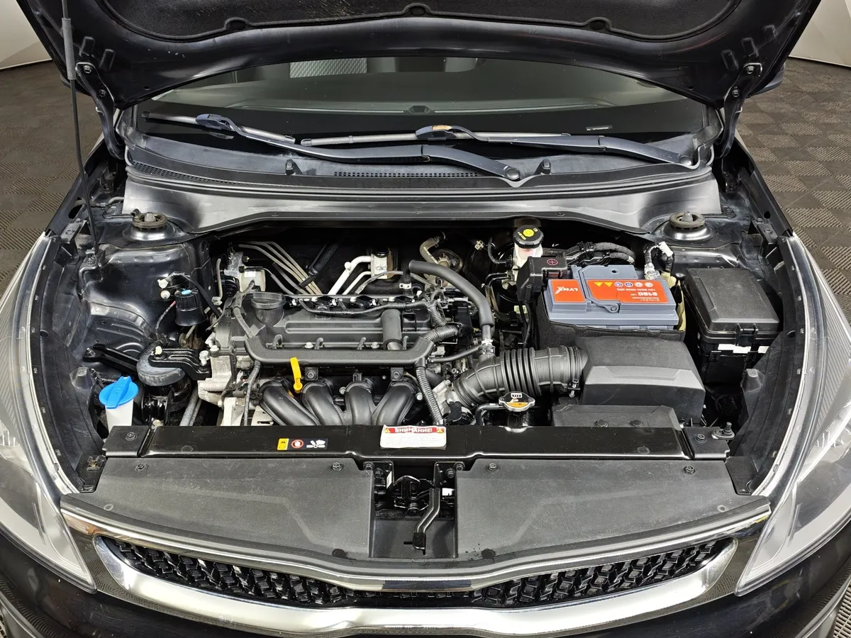 Kia Rio X-Line 1.4 AT (100 л.с.) Черный в АВИЛОН. Слайд №11