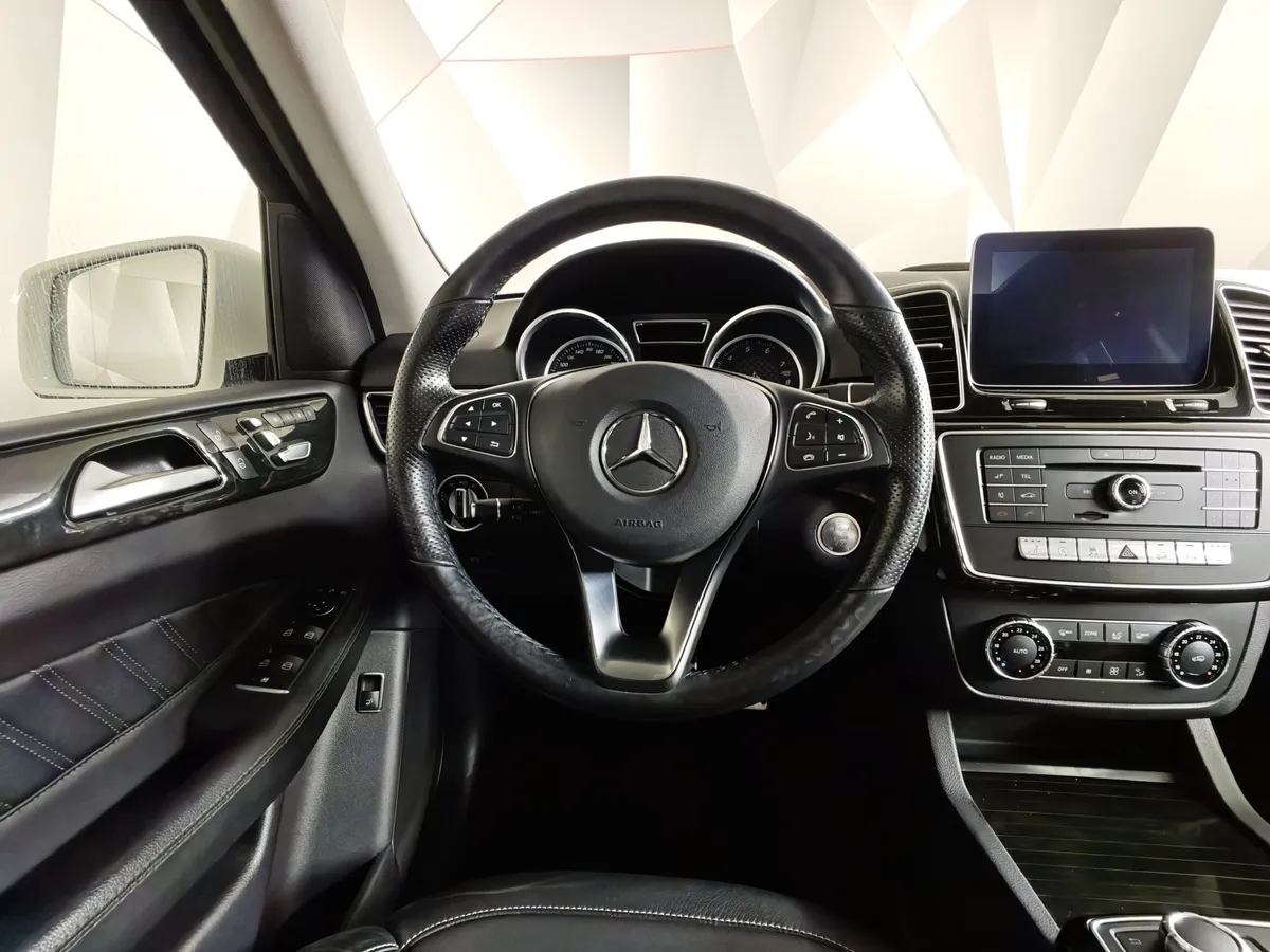 Mercedes-Benz GLE 400 4MATIC 9G-TRONIC (333 л.с.) Особая серия Белый в АВИЛОН. Слайд №20