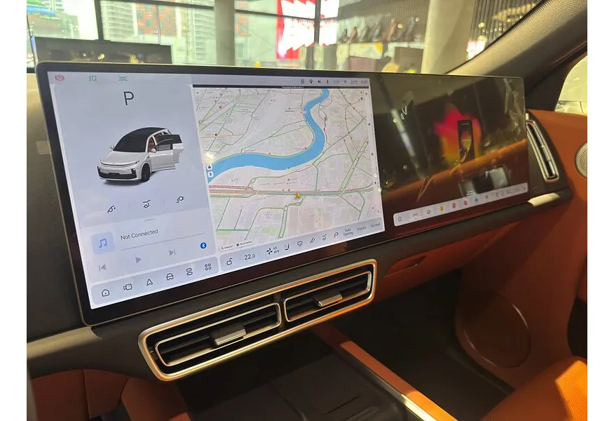 Li Auto L7 1.5 AT 4WD (449 л.с.) Ultra Белый в АВИЛОН. Слайд №14