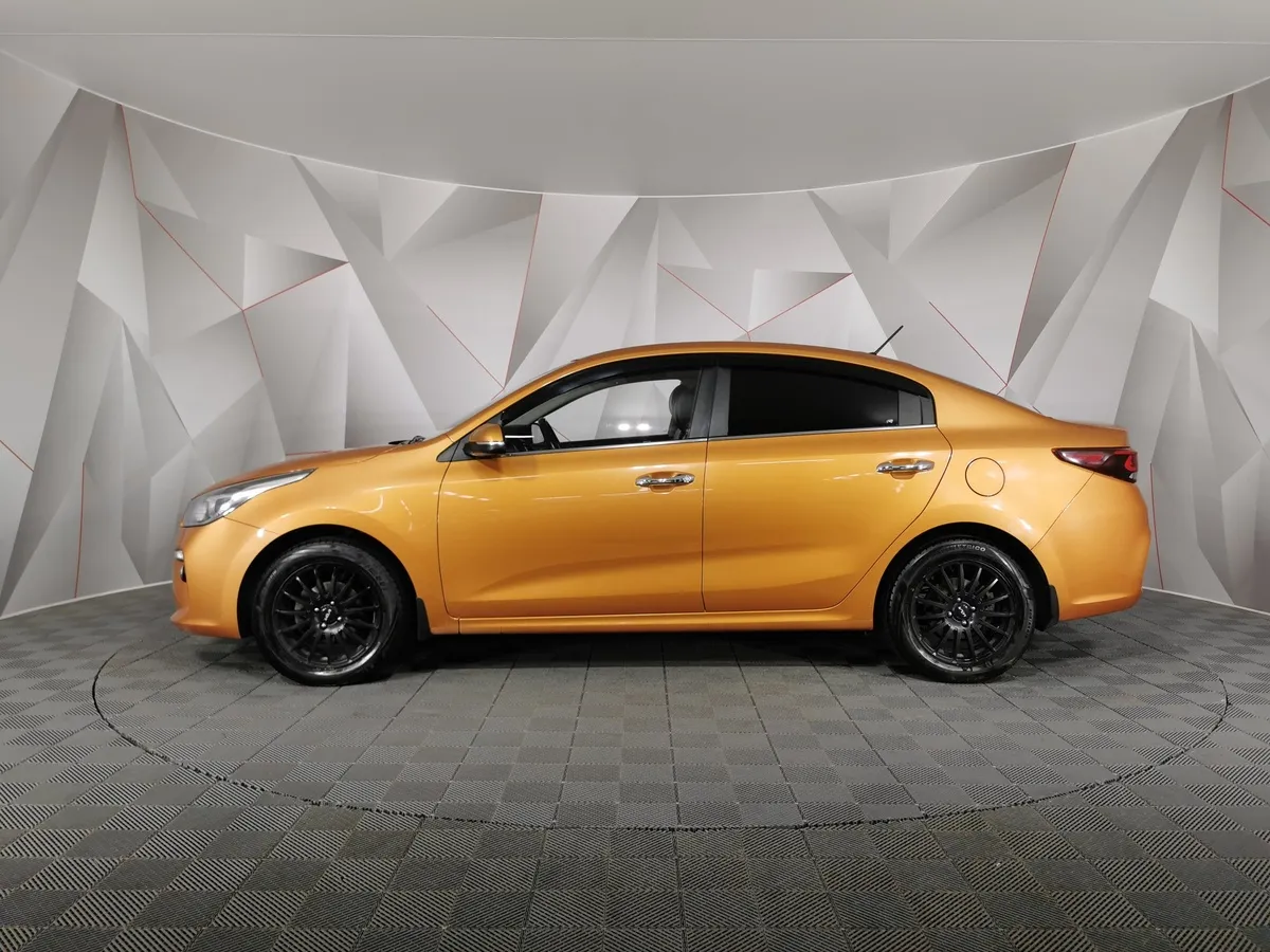 Kia Rio 1.6 AT (123 л.с.) Оранжевый в АВИЛОН. Слайд №5