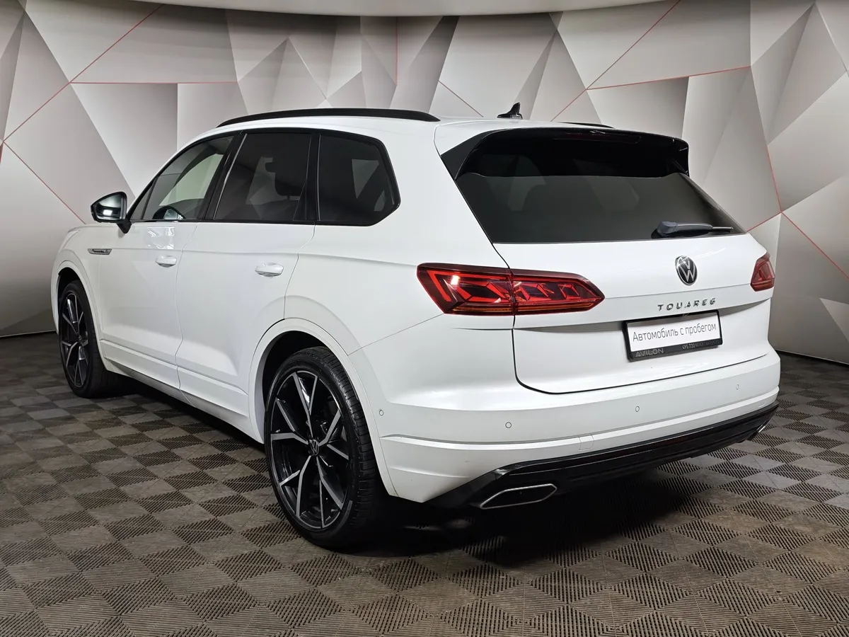 Volkswagen Touareg 3.0 V6 TDI Tiptronic 4Motion (249 л.с.) Exclusive Белый в АВИЛОН. Слайд №4