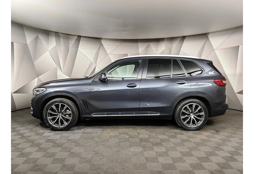 BMW X5 xDrive30d Steptronic (249 л.с.) Серый в АВИЛОН. Слайд №5