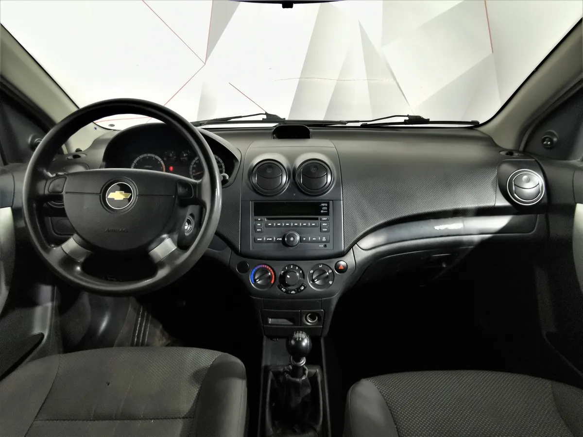 Chevrolet Aveo 1.4 MT (101 л.с.) Красный в АВИЛОН. Слайд №11
