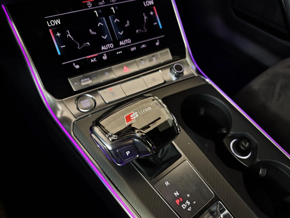 Audi A6 55 TFSI S tronic quattro (340 л.с.) Design Черный в АВИЛОН. Слайд №23
