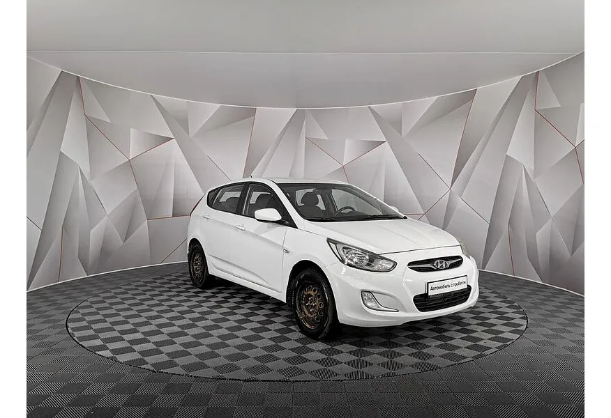 Hyundai Solaris 1.4 MT (107 л.с.) Active Белый в АВИЛОН. Слайд №3