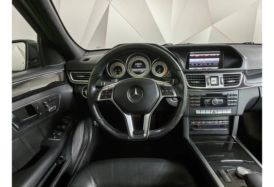 Mercedes-Benz E-Класс E 300 7G-Tronic Plus 4Matic (249 л.с.) Черный в АВИЛОН. Слайд №15