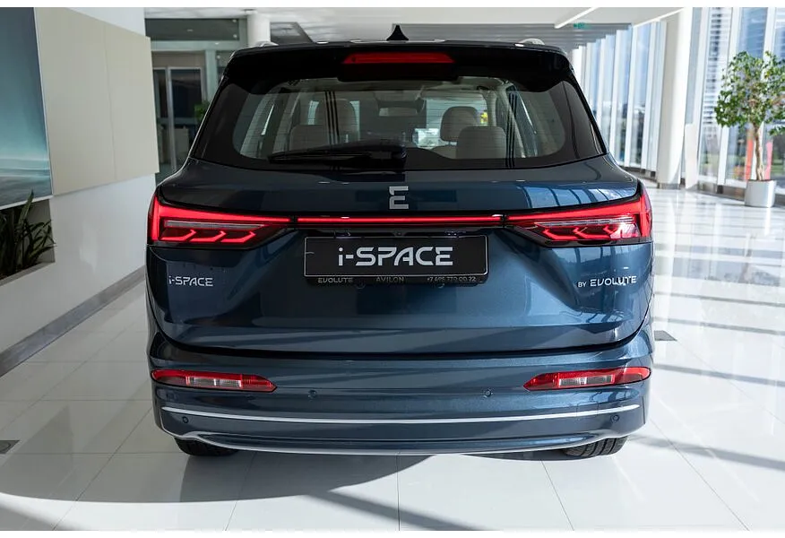 EVOLUTE i-SPACE 1.5 CVT (218 л.с.) (5 мест) Серый в АВИЛОН. Слайд №5