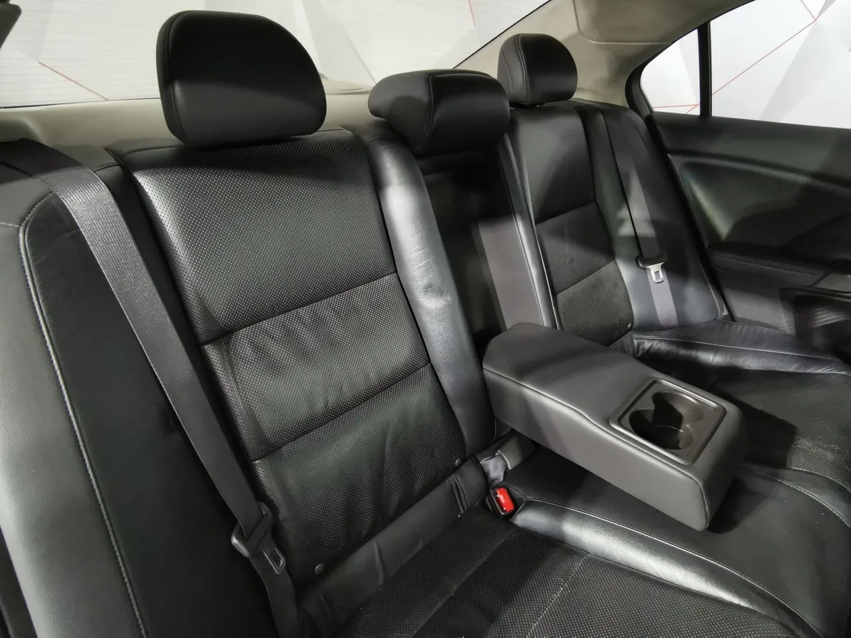 Honda Accord Type S 2.4 AT (201 л.с.) Черный в АВИЛОН. Слайд №14