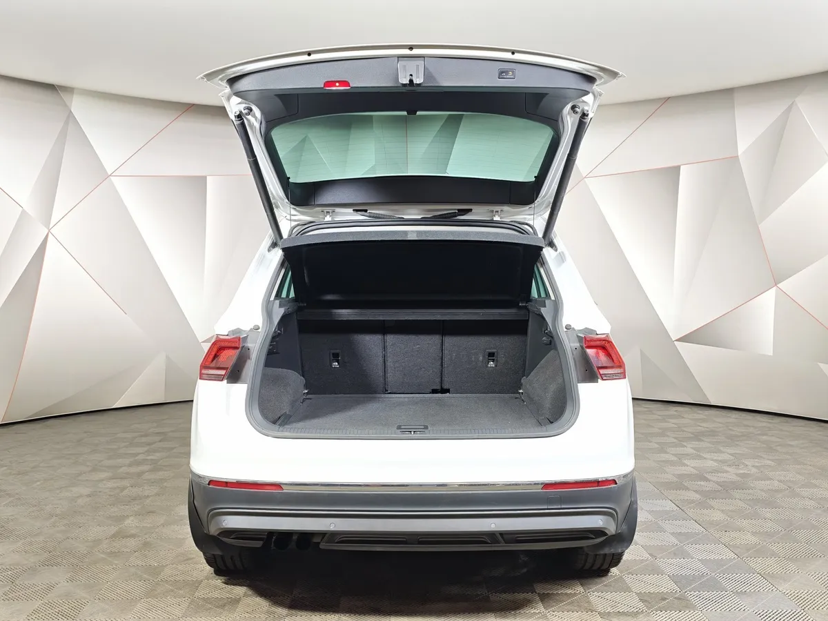 Volkswagen Tiguan 2.0 TSI 4Motion AT (180 л.с.) Status Белый в АВИЛОН. Слайд №12